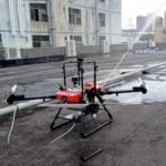 Professional Washing Drone Sprayer for Cleaning Industrial Building Facade Window Solar Payload UAV Spray Drones - Image 4